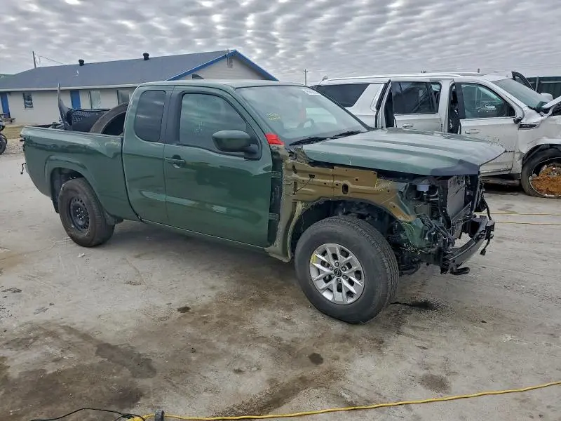 2024 NISSAN FRONTIER S  