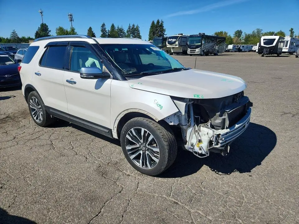 2016 FORD EXPLORER PLATINUM  