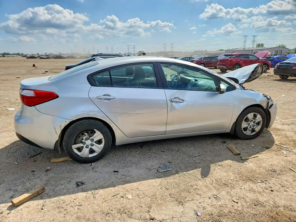 2015 KIA FORTE LX  