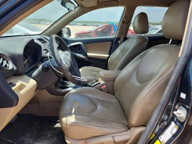 2012 TOYOTA RAV4 BASE  