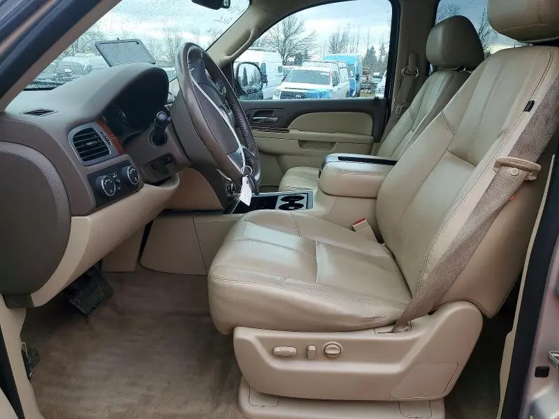 2011 CHEVROLET TAHOE K1500 LT  