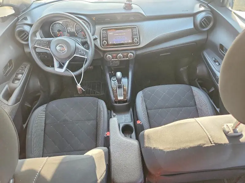 2020 NISSAN KICKS S  