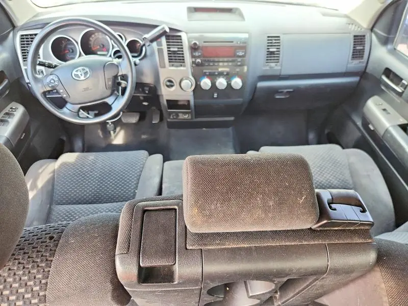 2011 TOYOTA TUNDRA CREWMAX SR5  