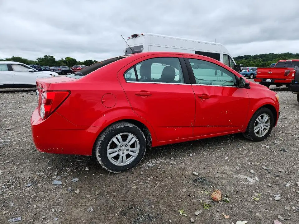 2015 CHEVROLET SONIC LT  