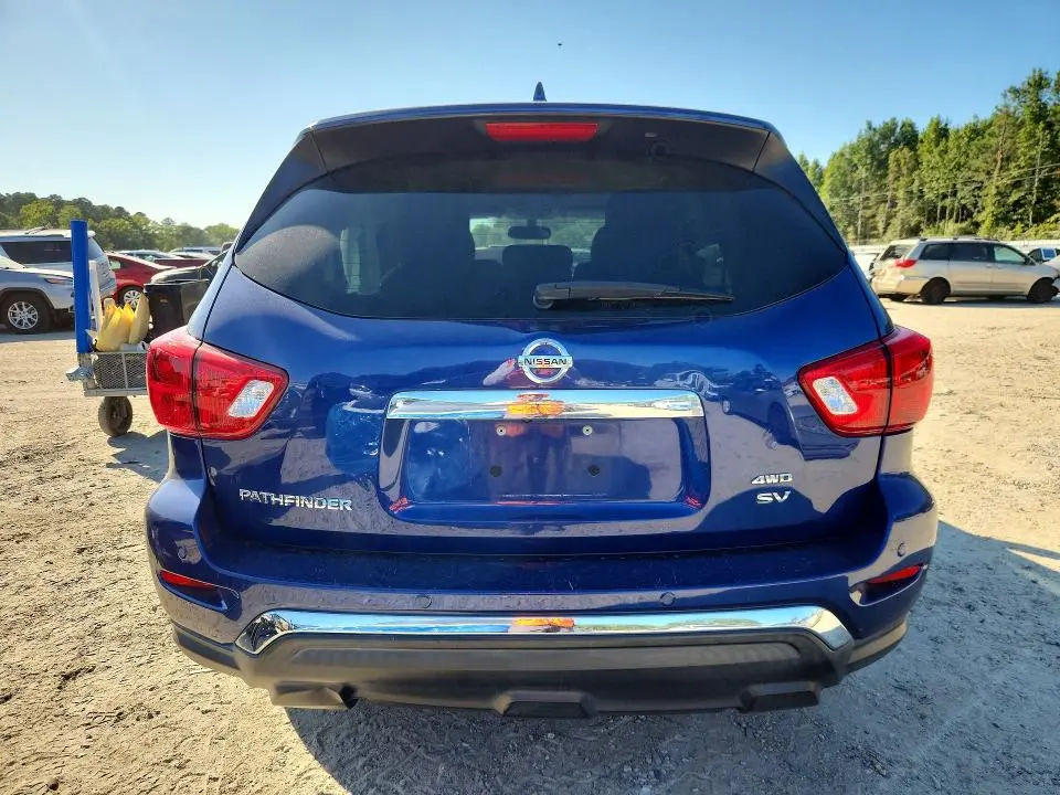 2019 NISSAN PATHFINDER SV  