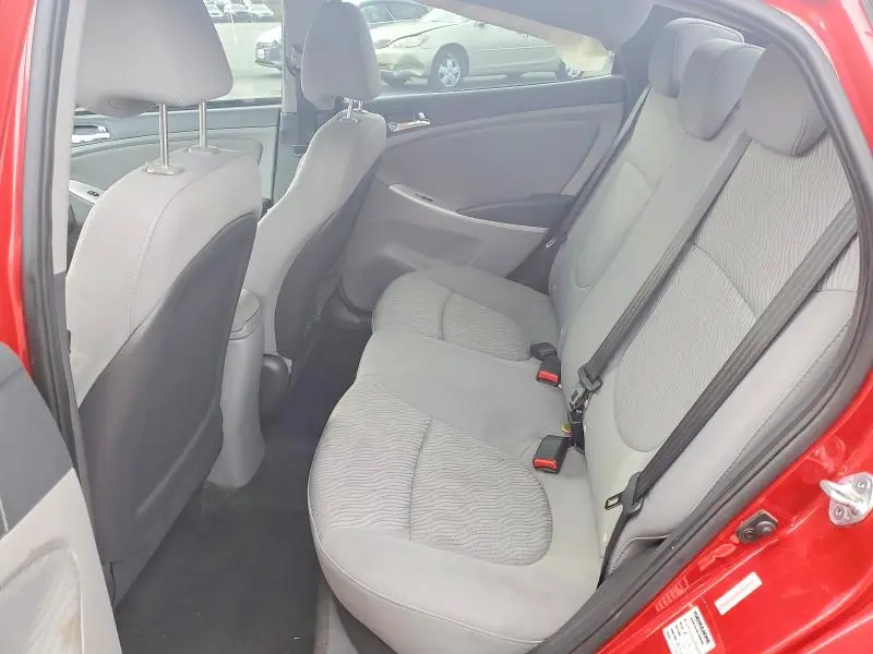 2013 HYUNDAI ACCENT GLS  