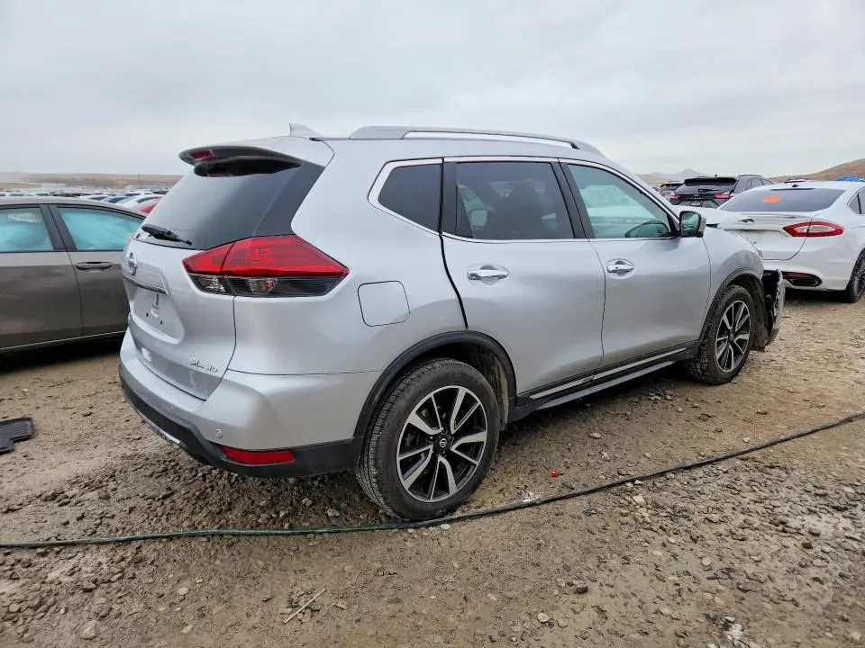2019 NISSAN ROGUE SL  