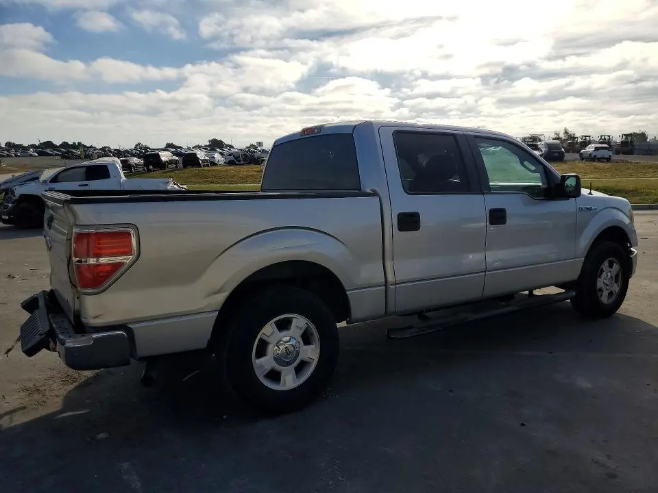 2010 FORD F150 SUPERCREW  