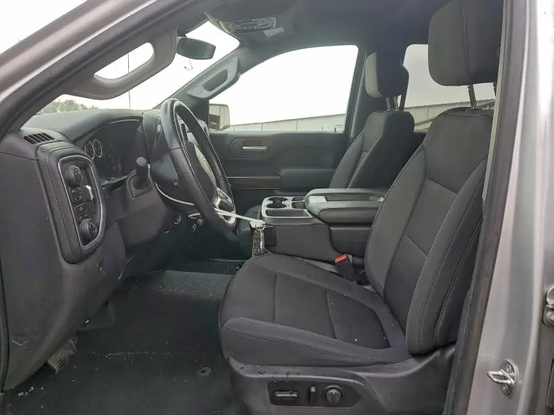 2021 CHEVROLET SILVERADO K1500 LT  