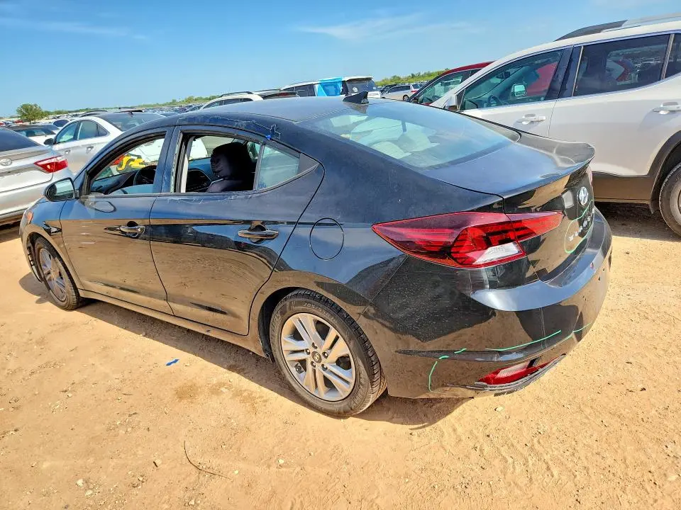2020 HYUNDAI ELANTRA SEL  