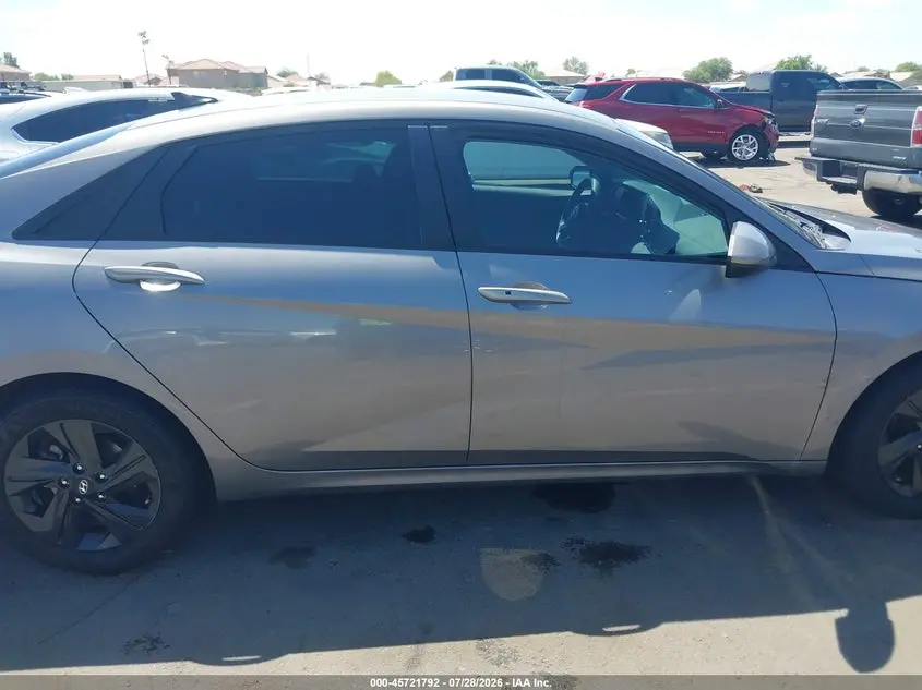 2021 HYUNDAI ELANTRA SEL