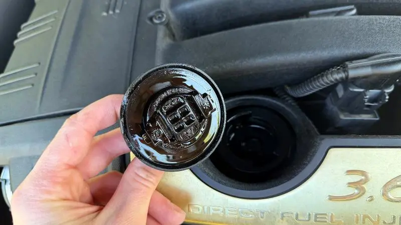 2017 PORSCHE CAYENNE   