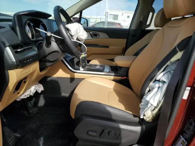 2024 KIA CARNIVAL LX  