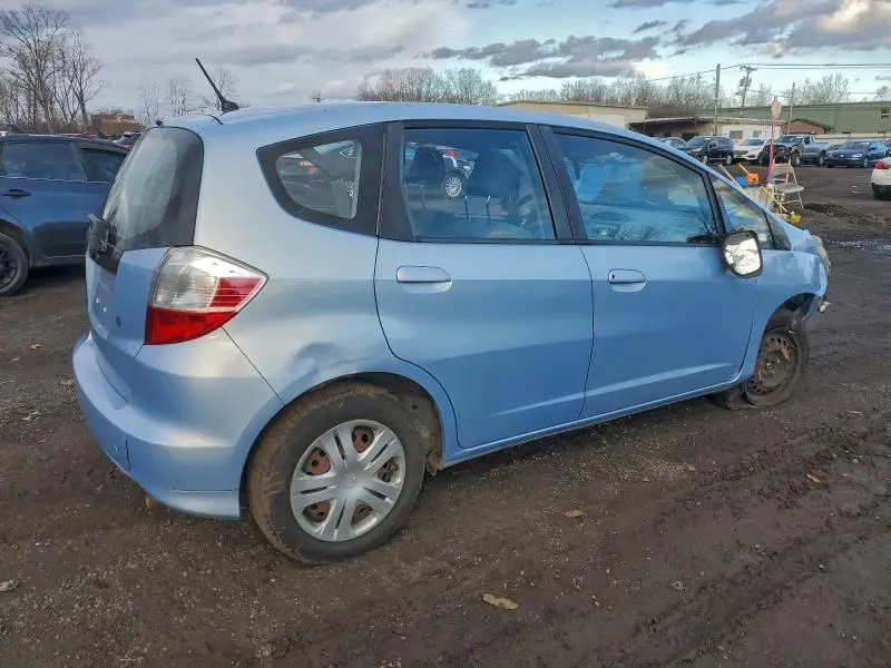 2010 HONDA FIT   