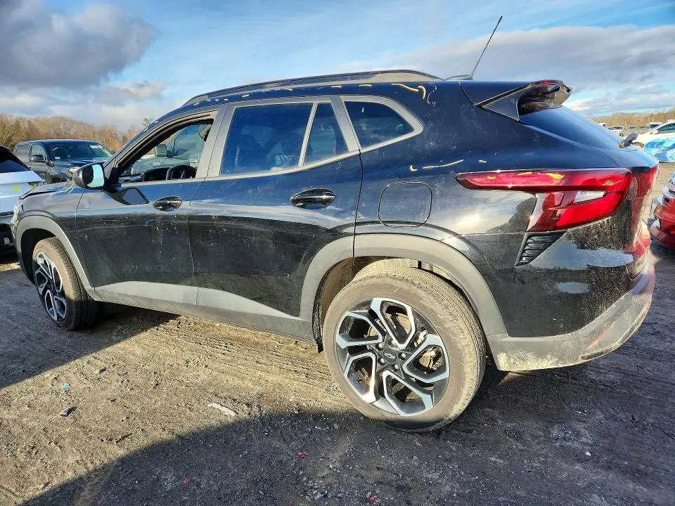 2025 CHEVROLET TRAX 2RS  