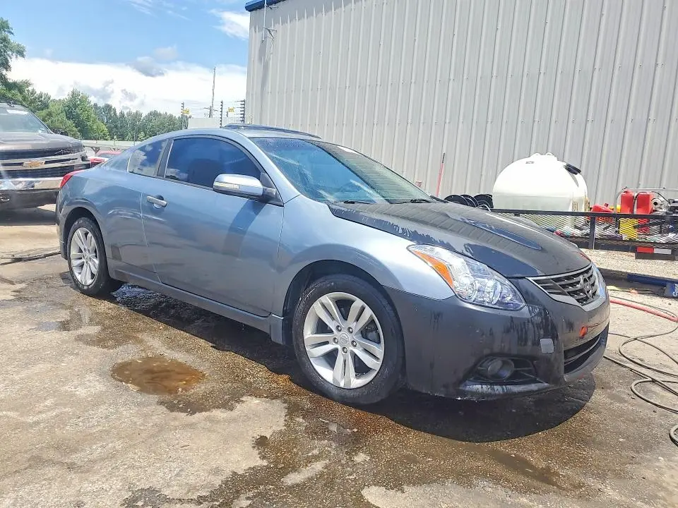 2011 NISSAN ALTIMA S  
