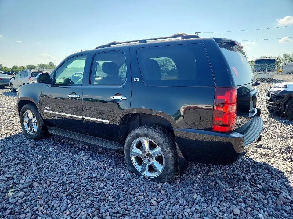 2011 CHEVROLET TAHOE K1500 LTZ  