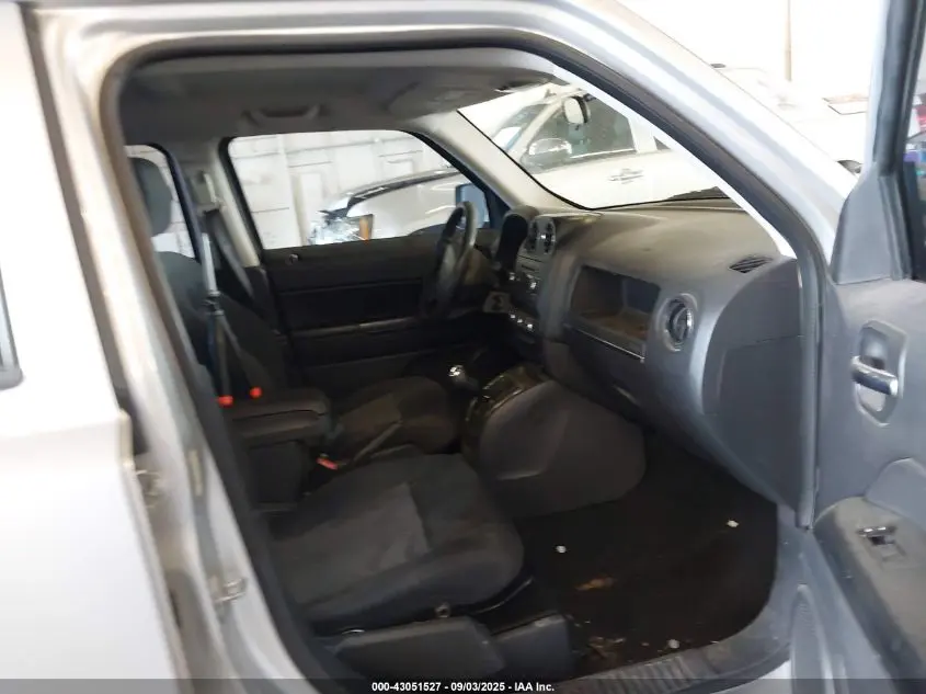 2010 JEEP PATRIOT SPORT