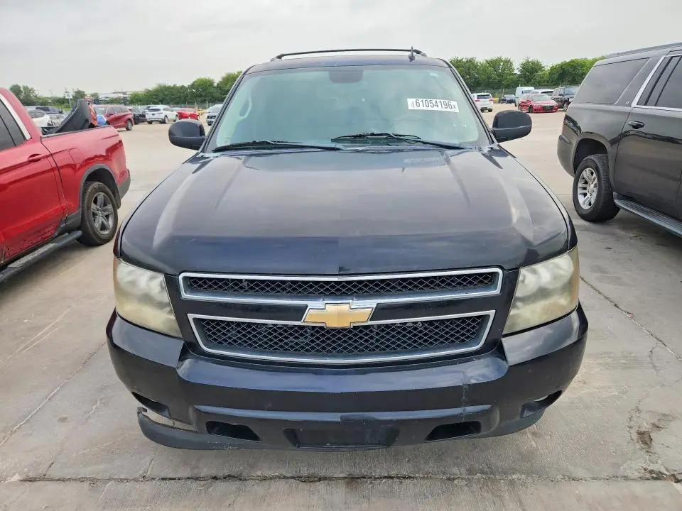 2011 CHEVROLET SUBURBAN K1500 LT  
