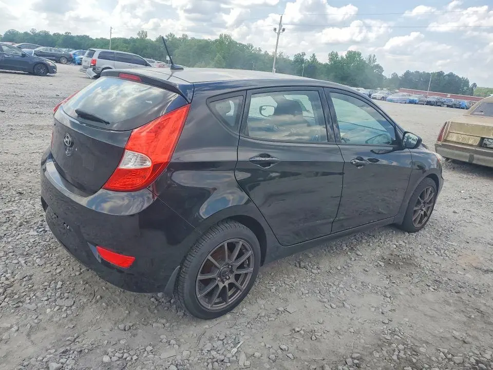 2014 HYUNDAI ACCENT GS  