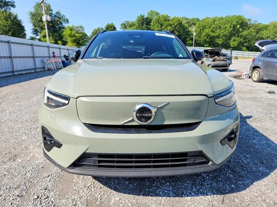 2024 VOLVO XC40 RECHARGE ULTIMATE  