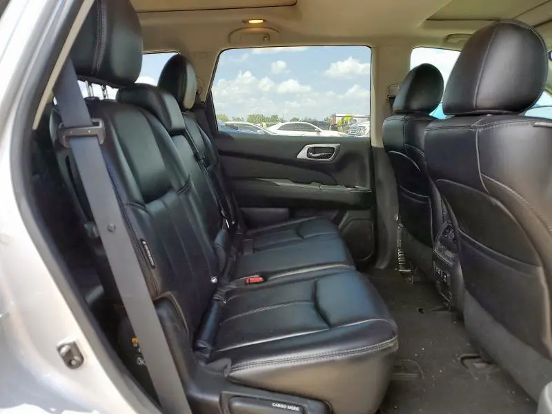 2019 NISSAN PATHFINDER S  