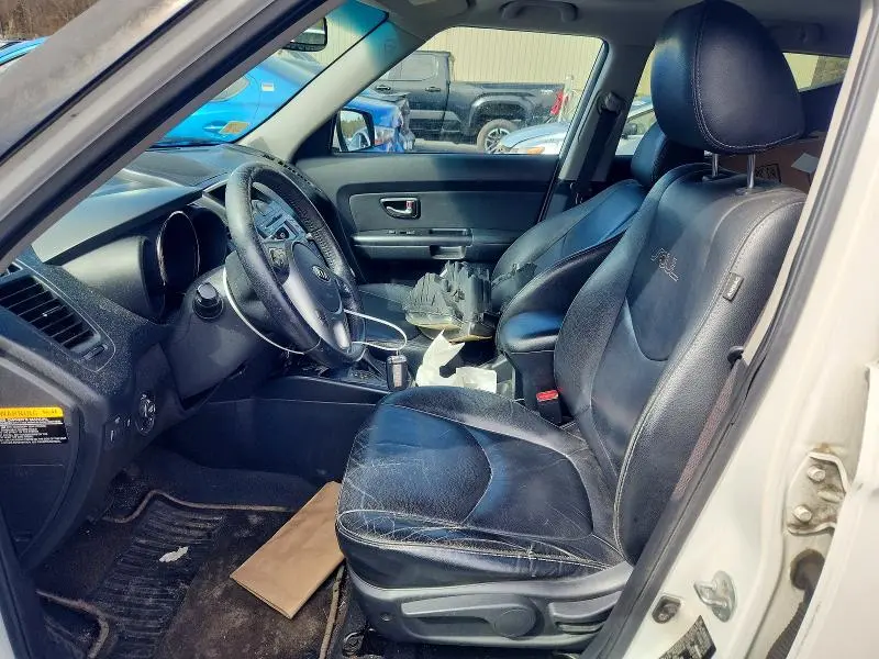 2011 KIA SOUL +  