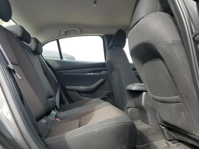 2025 MAZDA 3 PREFERRED  