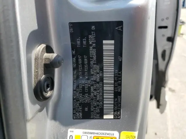 2017 TOYOTA SIENNA LE