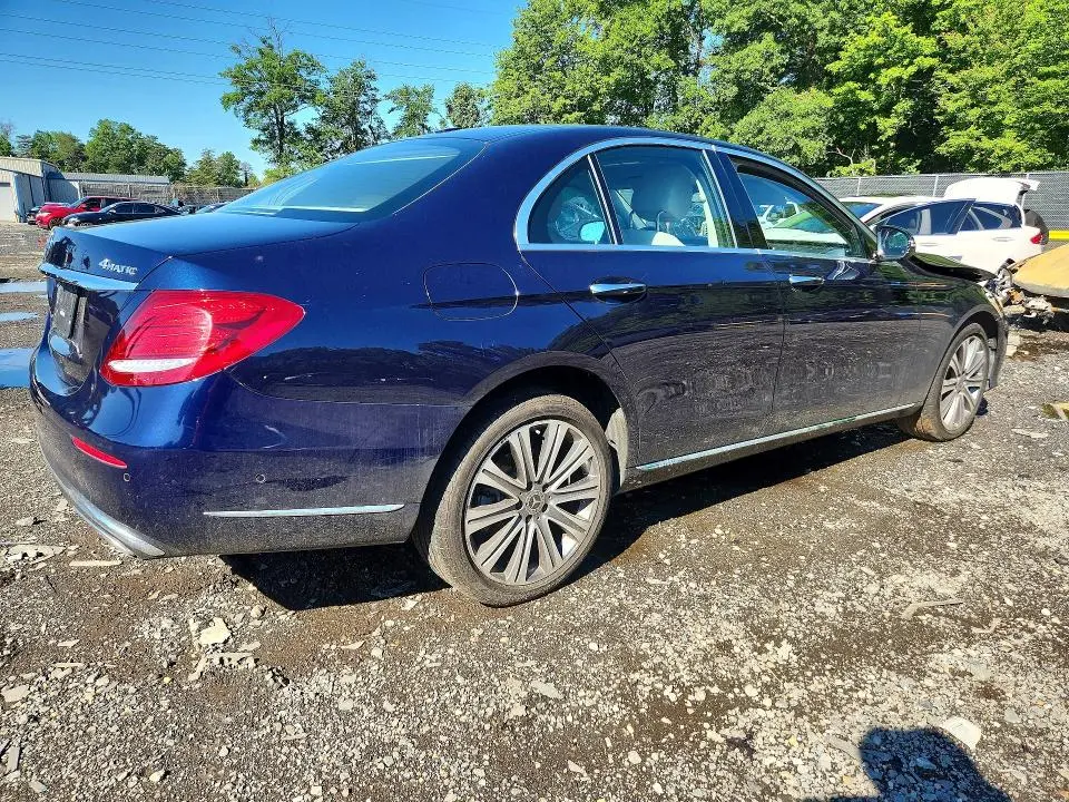 2019 MERCEDES-BENZ E 300 4MATIC  