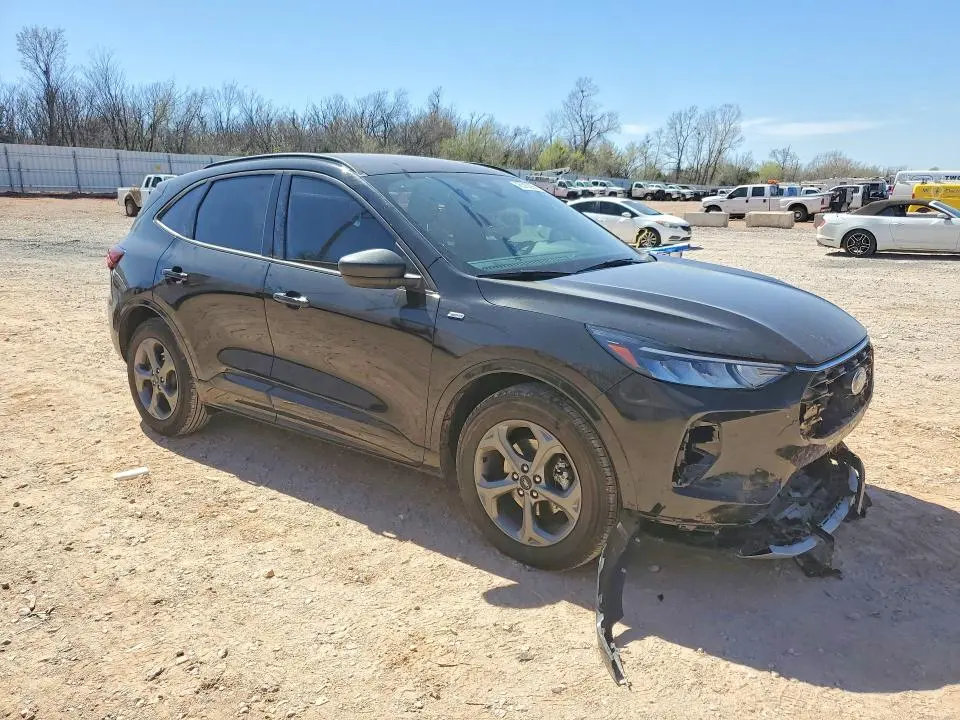 2024 FORD ESCAPE ST LINE  