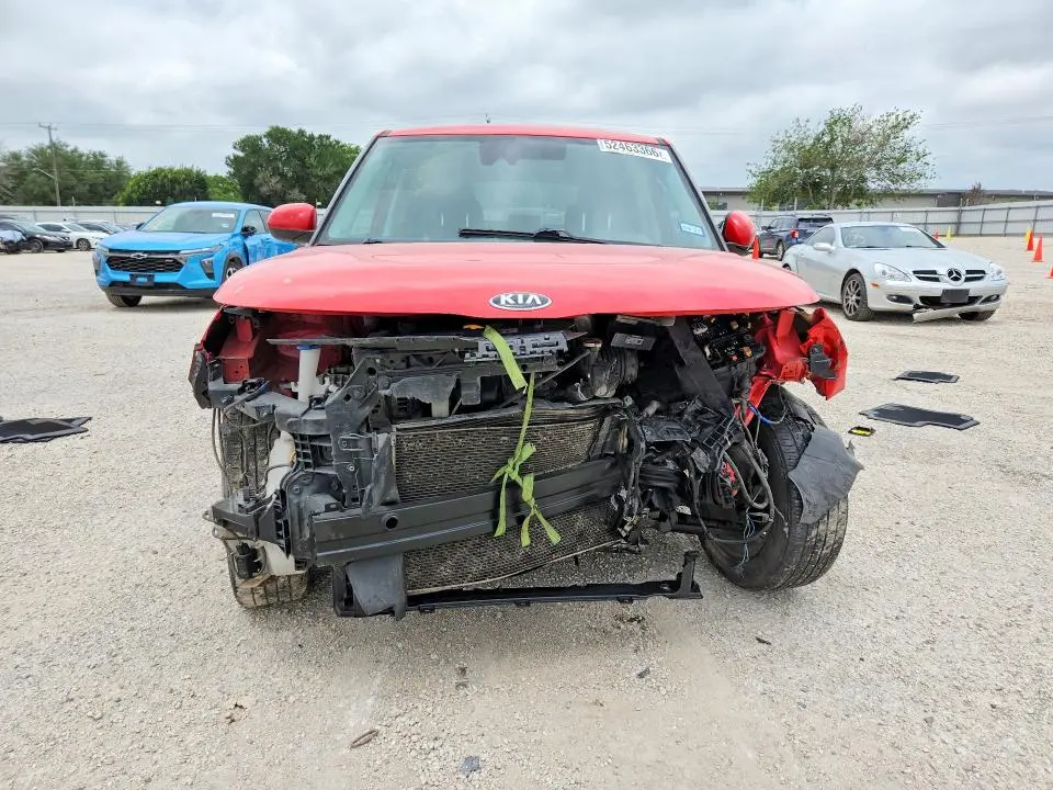 2021 KIA SOUL S  