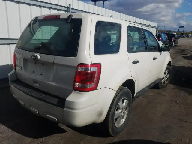 2012 FORD ESCAPE XLS