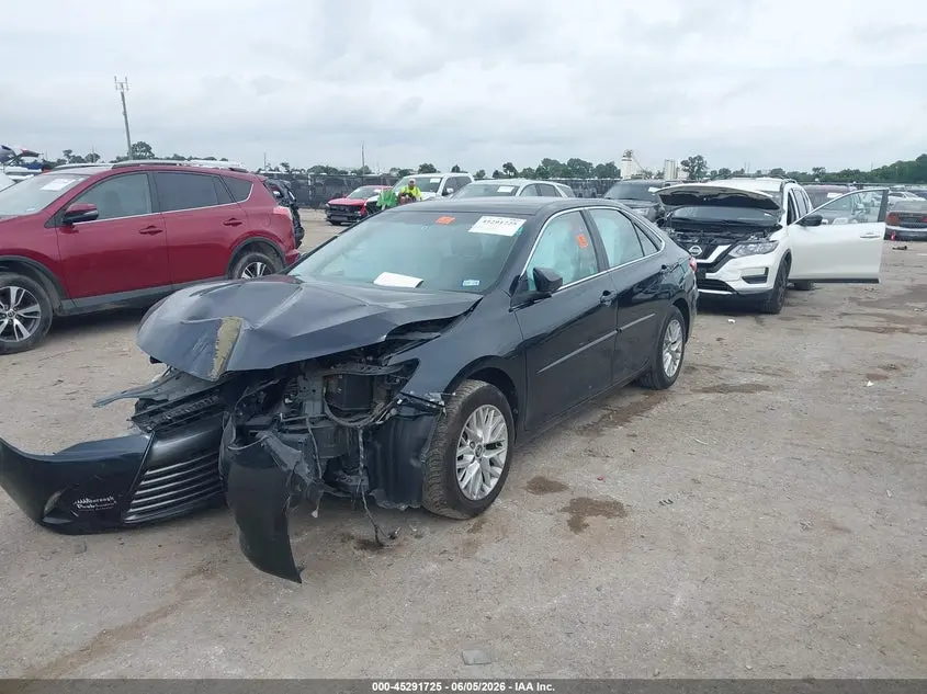 2016 TOYOTA CAMRY LE