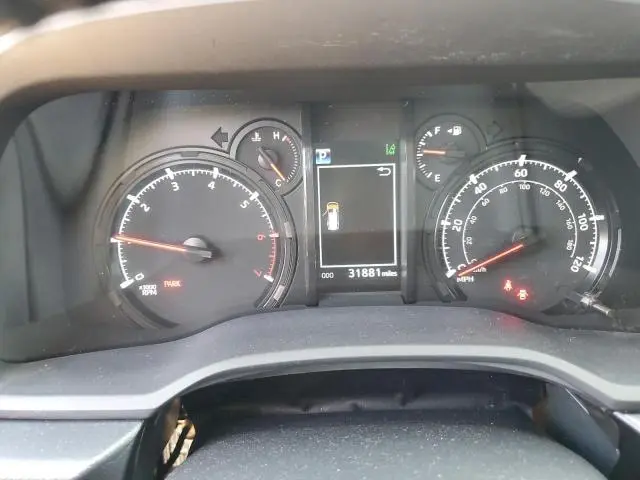 2022 TOYOTA 4RUNNER SR5/SR5 PREMIUM  