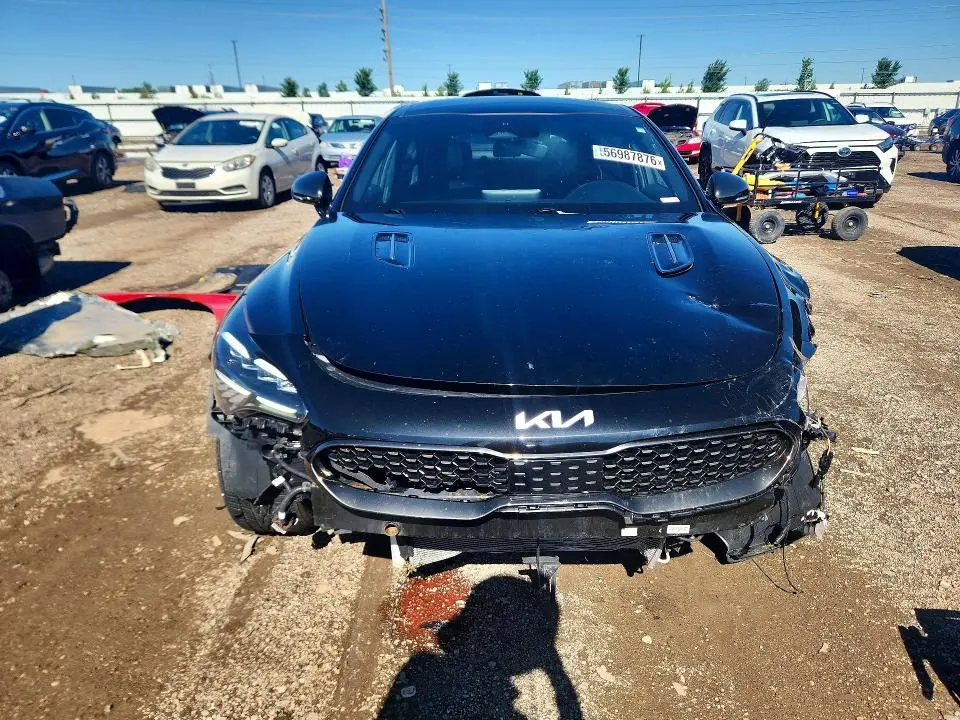 2022 KIA STINGER GT LINE  