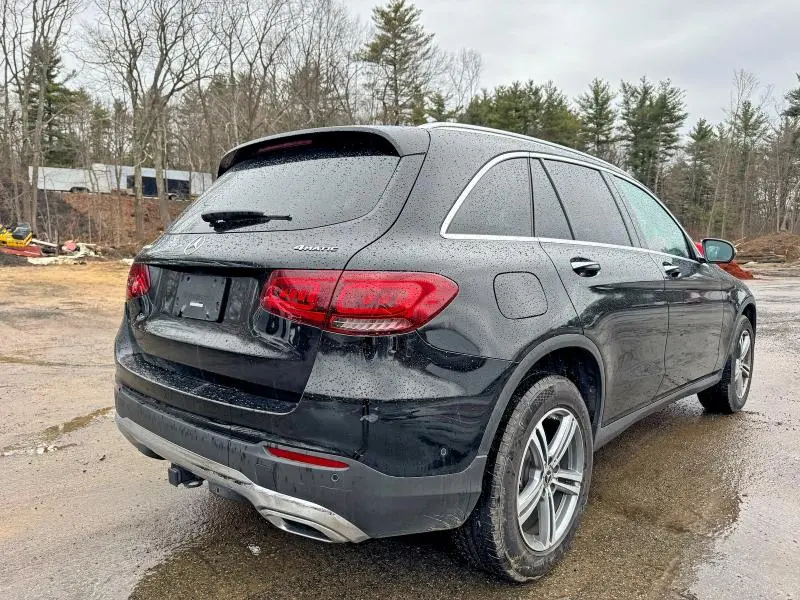 2022 MERCEDES-BENZ GLC 300 4MATIC  