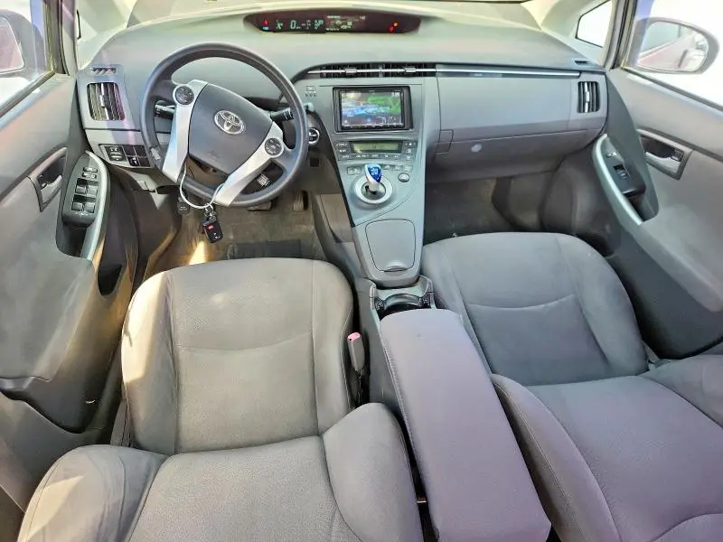 2010 TOYOTA PRIUS II  