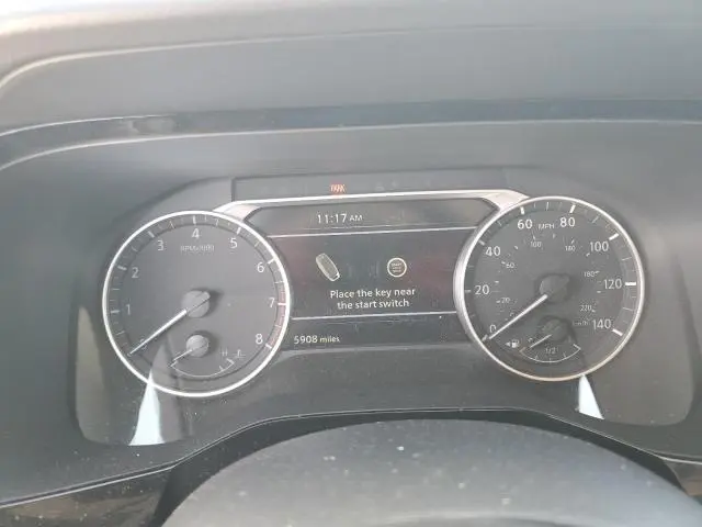 2025 NISSAN PATHFINDER SV  