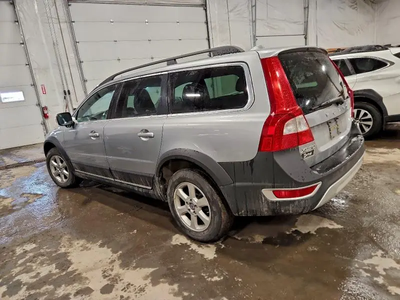2012 VOLVO XC70 3.2  