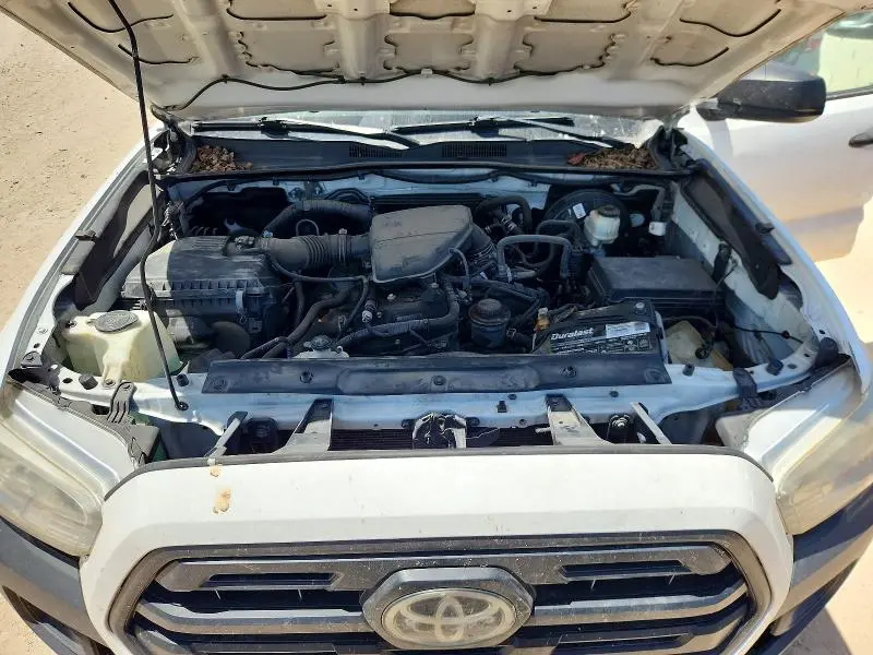 2019 TOYOTA TACOMA SR  