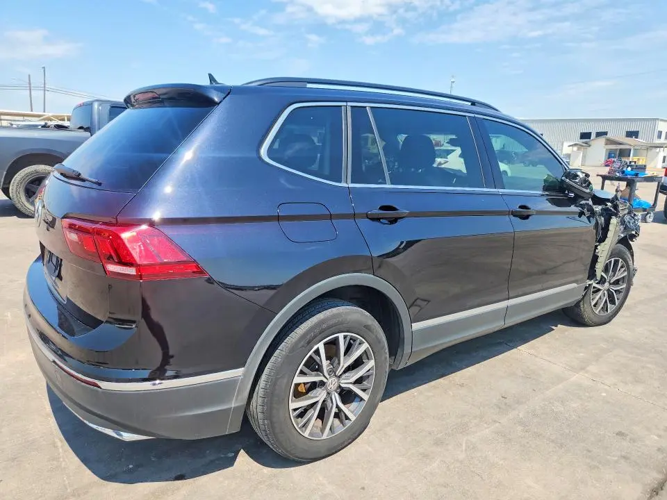 2020 VOLKSWAGEN TIGUAN SE  
