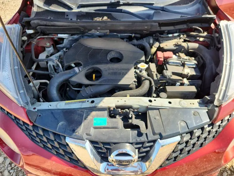 2015 NISSAN JUKE SV  