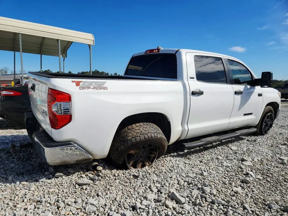 2021 TOYOTA TUNDRA SR5  