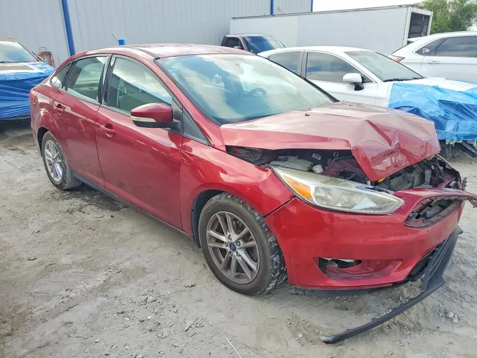 2016 FORD FOCUS SE  