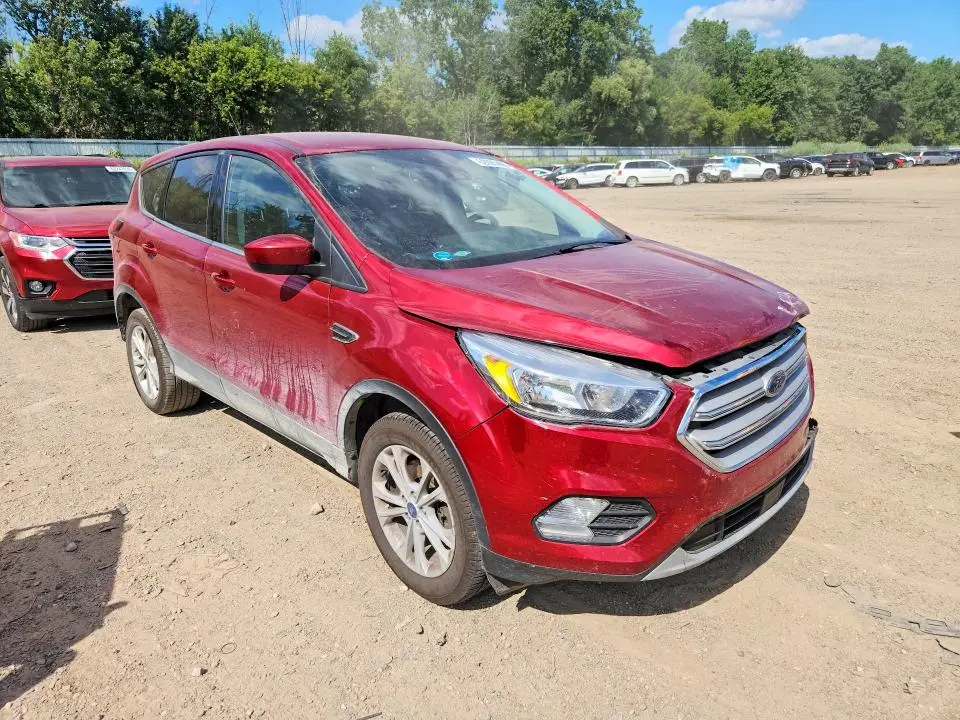 2019 FORD ESCAPE SE  