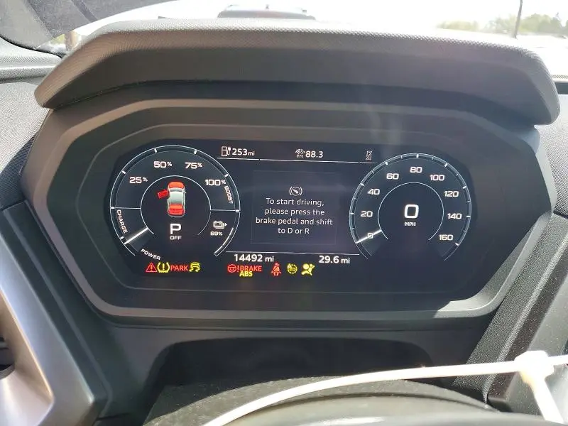 2024 AUDI Q4 E-TRON SPORTBACK PREMIUM  