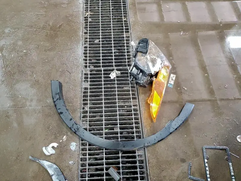 2011 FORD EXPLORER LIMITED  