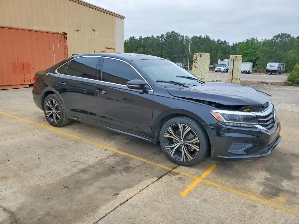 2021 VOLKSWAGEN PASSAT SE  