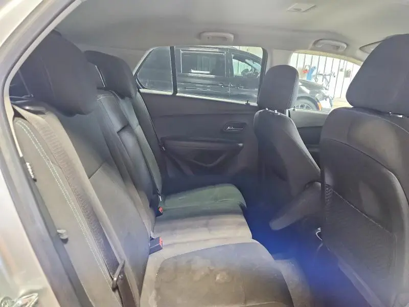 2015 CHEVROLET TRAX LS  